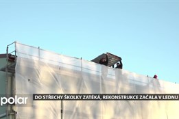 Do střechy školky zatéká, rekonstrukce začala už v lednu