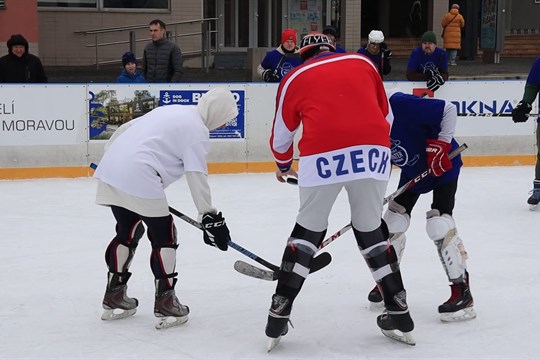 Vítězi letošního Veselského hokejového pouličáku jsou hráči Milokošti