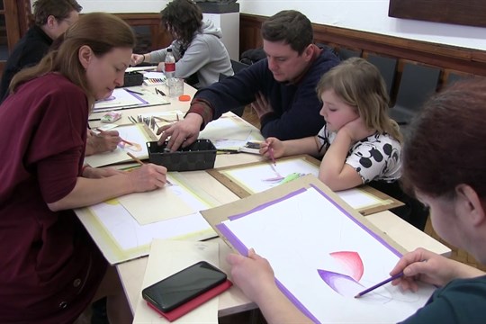 V Galerii výtvarného umění si mohli zájemci namalovat abstraktní obraz
