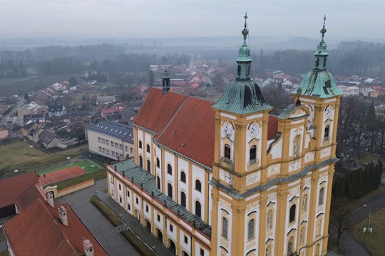 Poutní kostel v Dubu nad Moravou: sbírka Trámy pro Dub