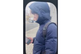 Tři ženy předaly kurýrům na ulici 1,3 milionu. Falešní policisté stále útočí