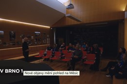 Nové objevy mění pohled na Měsíc