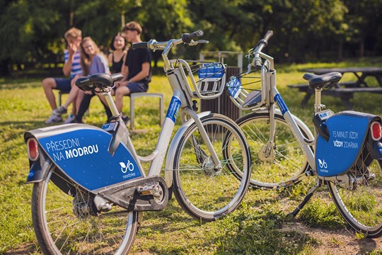 Do Otrokovic míří sdílená kola, pilotně už od března