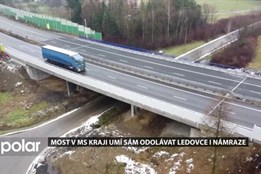 Meteorologická stanice nepřetržitě monitoruje data na mostu v Českém Těšíně, automaticky umí spustit systém postřiku solankou