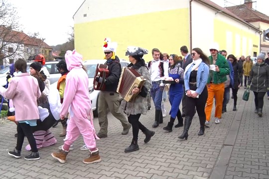 Fašaňkový průvod prošel Blatnicí a připomněl nadcházející půst