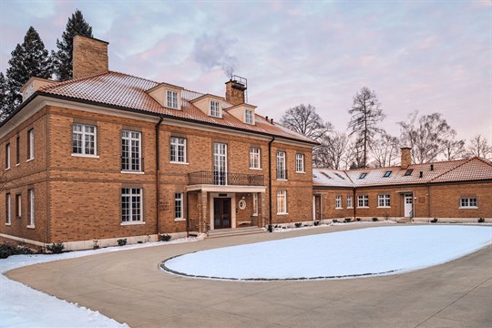 Čiperova vila se vrací k životu. Rekonstrukce vyšla na více než 200 milionů