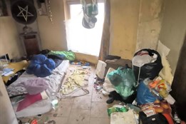 Neobydlený dům ve Valašských Kloboukách obsadili dva nezvaní nájemníci