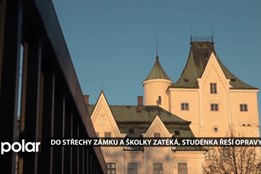 BEZ KOMENTÁŘE: Do střechy zámku a školky zatéká, Studénka řeší situaci