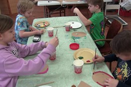 Jarní prázdniny byly na SVČ Dúbrava plné tvoření i setkání se zvířátky