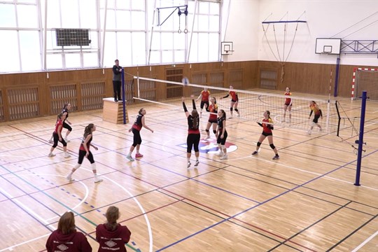 Vsetínské kadetky porazily VK Valašské Meziříčí 3:1 a 3:0