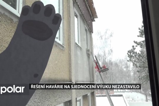 Řešení havárie potrubí na Sjednocení výuku nezastavilo