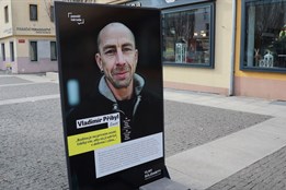 Koncert a výstava připomínají výročí zahájení války na Ukrajině 