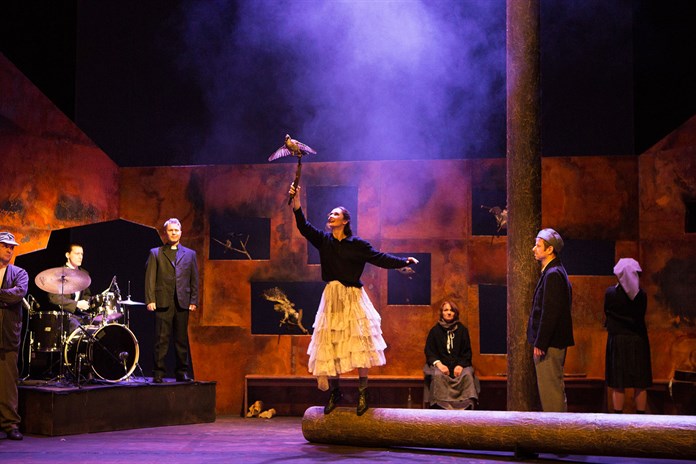 Tiše buší Ploština. Tragický příběh z valašských pasek ožívá na zlínském jevišti