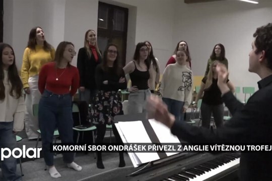 Komorní sbor Ondrášek přivezl z Anglie vítěznou trofej