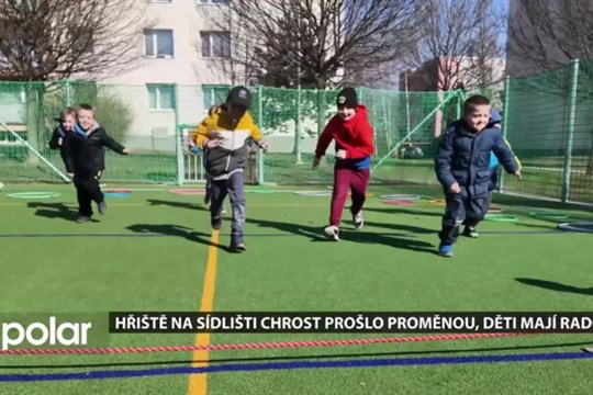 Hřiště na sídlišti Chrost prošlo proměnou, děti mají radost
