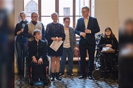 Olomoucká radnice opět hostí 24hodinové čtení Bible