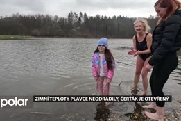 Zimní teploty plavce neodradily, Čerťák je otevřený