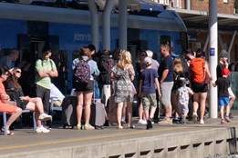 Vlaky se vracejí na Jesenicko po povodních