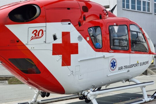 Batole spadlo do zahradního jezírka, vrtulníkem bylo přepraveno do nemocnice