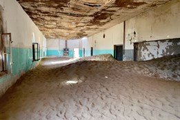 Linda Piknerová: V městě duchů aneb diamantová turistika v liduprázdné Namibii