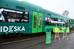 Jihočeský kraj poprvé představil novou vizuální identitu projektu IDESKA. Objevuje se na vlacích GW Train Regio, od ledna i na autobusech jihočeských 