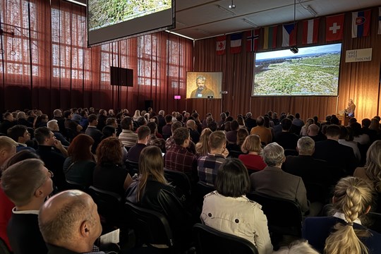 Volyňská škola otevírá studentům cestu do světa