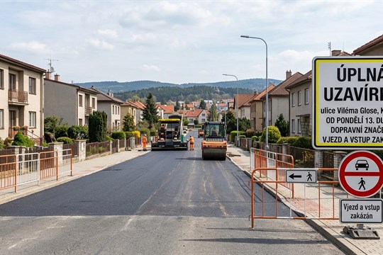 Pozor na uzavírku: Ulice Viléma Glose v Klatovech se v pondělí zcela uzavře