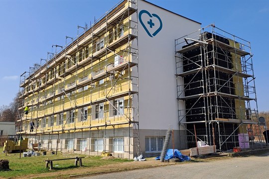 Stodská nemocnice rozšiřuje kapacity. Vznikají moderní ordinace i zázemí pro lékaře