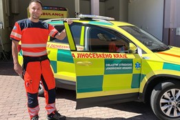 Změna ve vedení Zdravotnické záchranné služby Jihočeského kraje: Marek Slabý předává ředitelské žezlo po 20 letech
