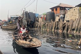 Linda Piknerová: Africké Benátky aneb v největším plovoucím slumu světa