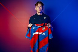 Plzeň hlásí posilu do obrany, z Bohemians míří na západ Čech Adam Kadlec