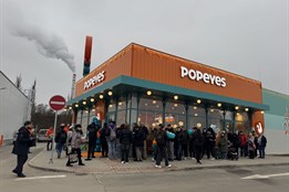 OC Úslava už je otevřené: Nové obchodní centrum nahradilo Skleněné peklo