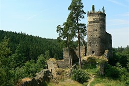 Zapomenuté perly u Stříbra: Divoké údolí Úterského potoka a pohádkový Gutštejn