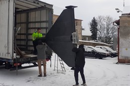 Mrazivá podívaná na náměstí. V Plzni se objeví maketa dronu, kterou Rusové vraždí civilisty