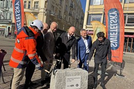 Začíná plzeňská proměna století. Náměstí Republiky se zbaví aut a otevře lidem