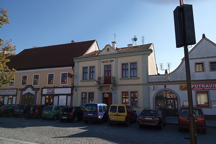 Husův dům v Dobřanech.