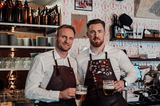 Hvězda dětem: Hokejisté Plzně budou čepovat pivo pro dobrou věc