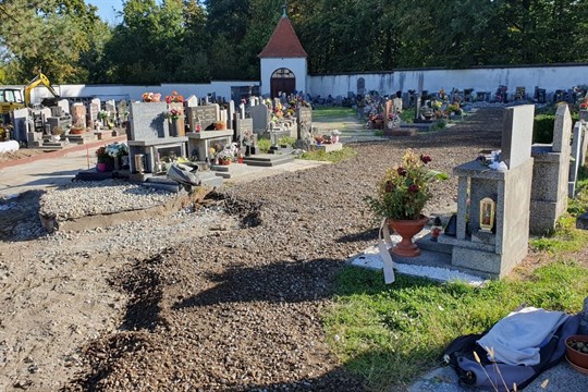 Rekonstrukce českokrumlovského hřbitova postoupila do poslední fáze