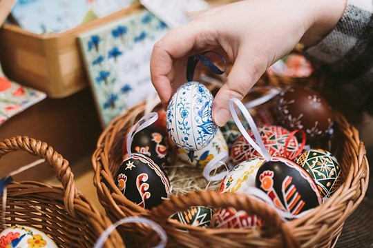 Za tradičním veselím i novými zážitky se vypravte na Velikonoce do Českého Krumlova