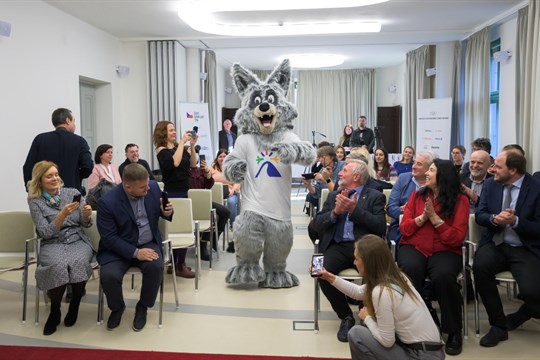 Plzeňský kraj představil maskota olympiády dětí a mládeže