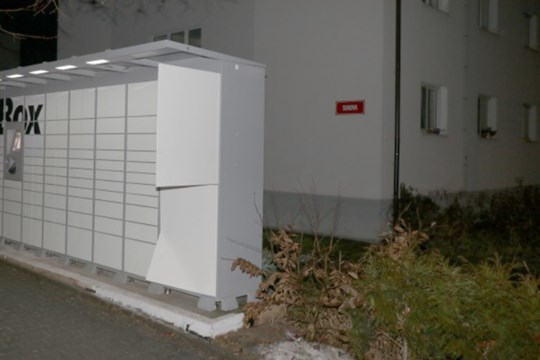 Ukradený Mini Cooper se vrátil majitelce ještě týž den, smolař z boxu skončil v poutech