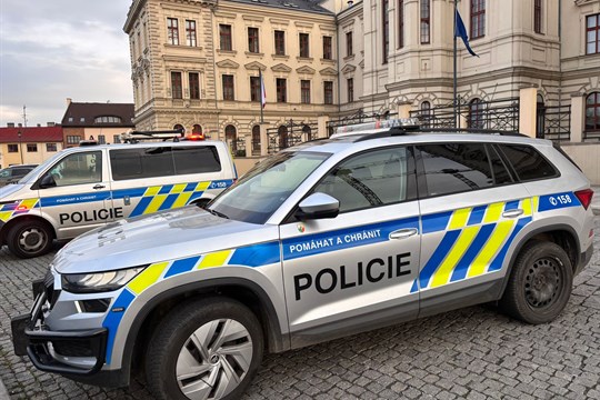 Evakuace Okresního soudu v Plzni skončila. Policie bombu nenašla
