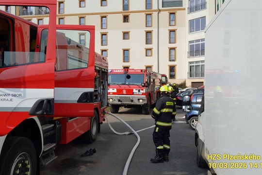 V plzeňském hotelu hořelo, hasiči evakuovali 46 osob