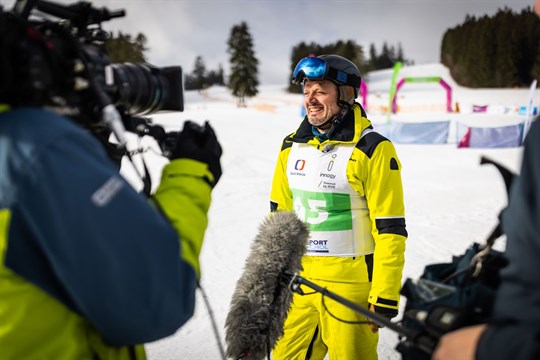 Skiareál Lipno o víkendu nabídne parádní lyžování, amatérské závody s ČT Sport, nebo nový zákusek!