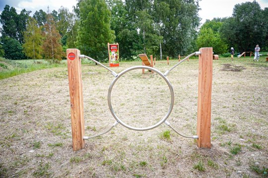 Strakonice slavnostně otevřely nové psí hřiště za čističkou
